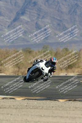 media/Oct-30-2025-Racers Edge (Thu) [[dabbdaf680]]/2-A Group/Session 5 (Turn 7)/